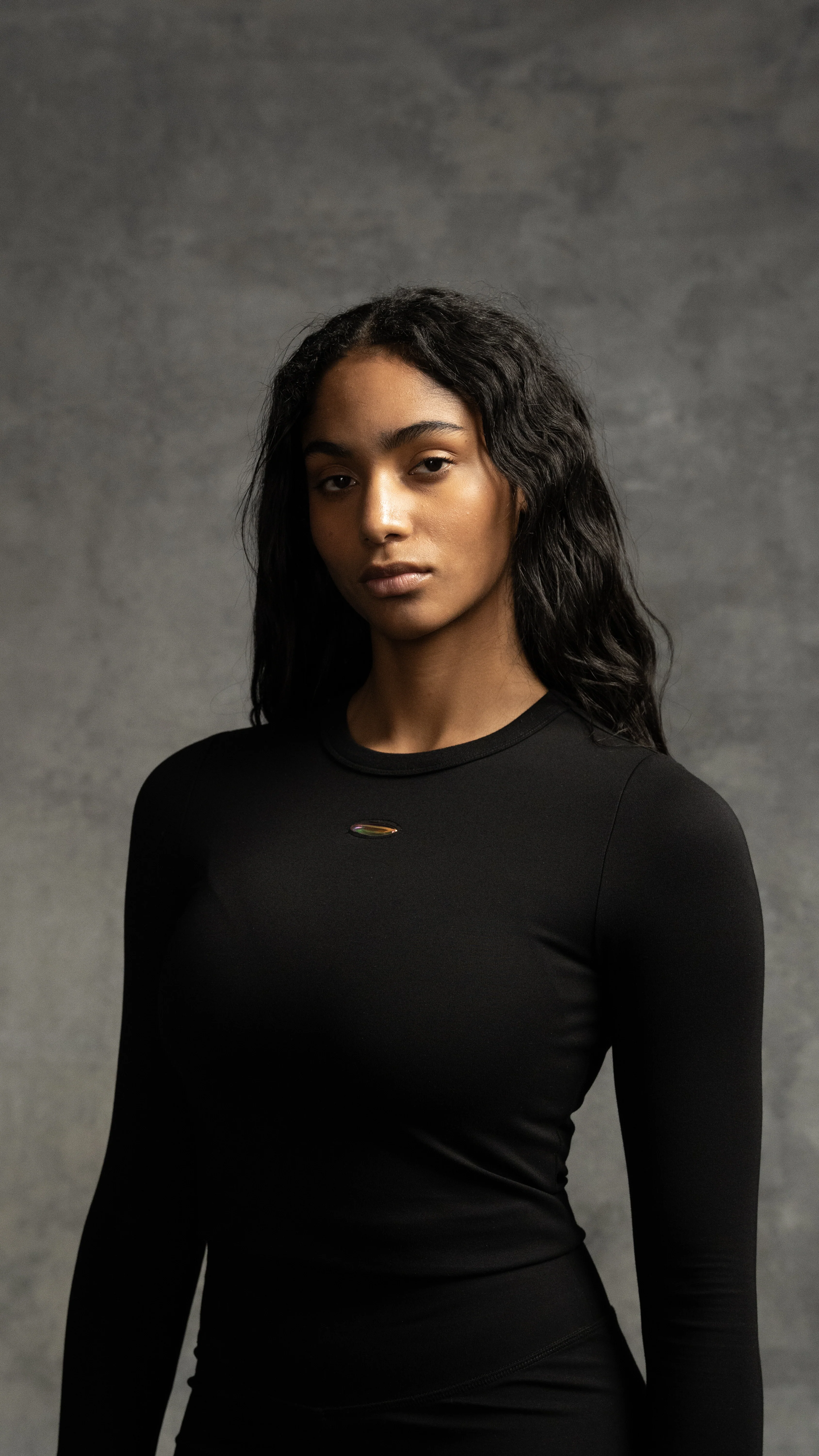 KINETIC CROPPED LONG SLEEVE TEE - Black Moon - Image 3